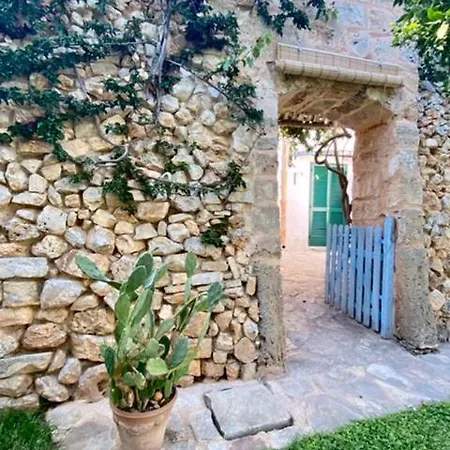Corte San Leonardo بيت للعطل