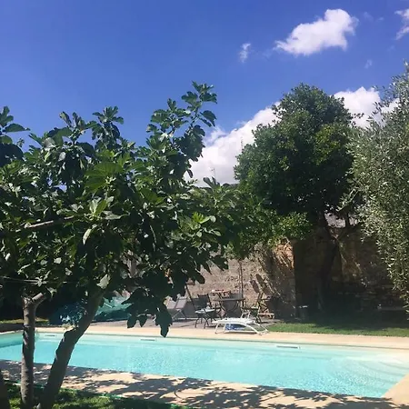 Corte San Leonardo بيت للعطل