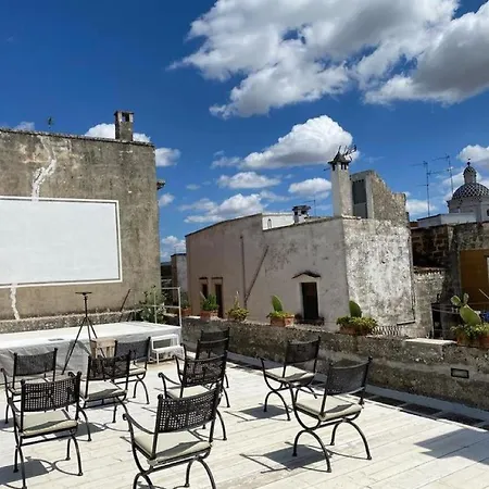 Corte San Leonardo * Campi Salentina